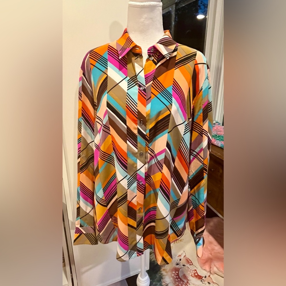 Trina Turk EUC Callie 2 silk blouse Size L